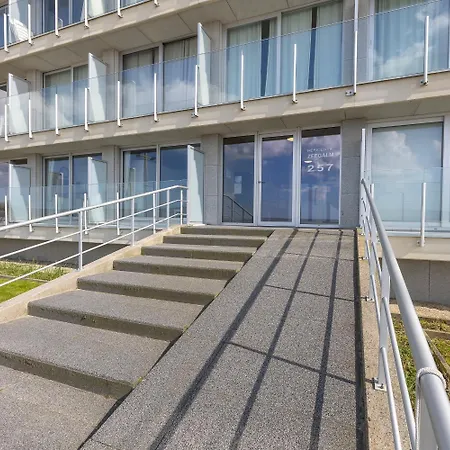 Met Frontaal Zeezicht Apartamento