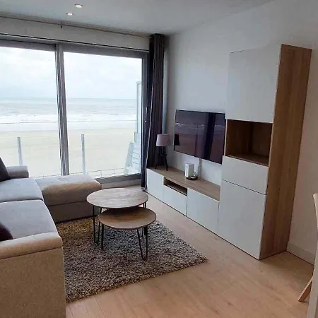 Apartman Met Frontaal Zeezicht